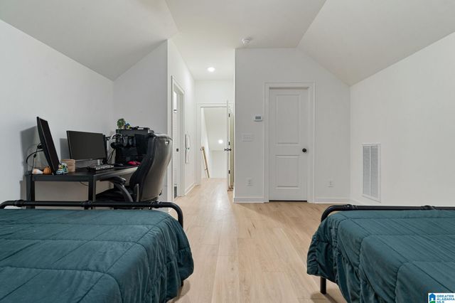 1604 SKYE PASS, Hoover, AL 35244