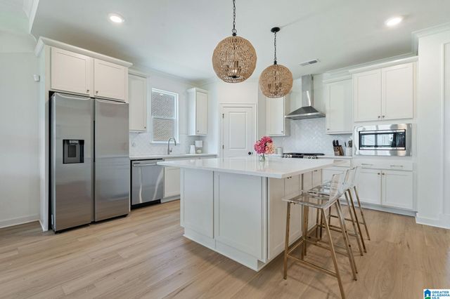 1604 SKYE PASS, Hoover, AL 35244