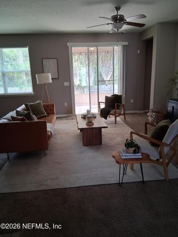 11462 CARSON LAKE Drive, Jacksonville, FL 32221