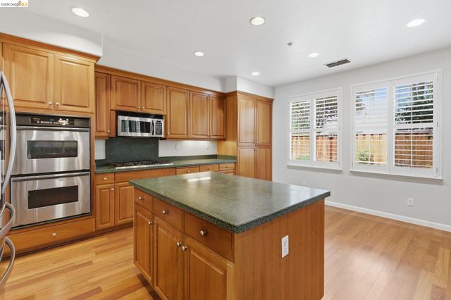 1453 EMPRESS LANE, Brentwood, CA 94513