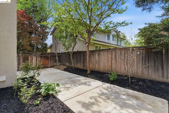 1453 EMPRESS LANE, Brentwood, CA 94513