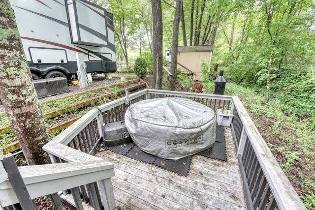 73 Moccasin Lane, Blairsville, GA 30512