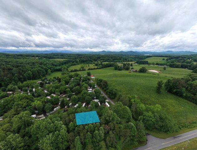 73 Moccasin Lane, Blairsville, GA 30512
