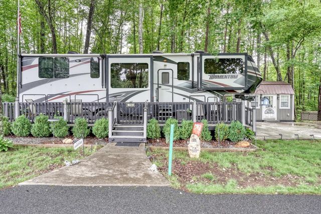73 Moccasin Lane, Blairsville, GA 30512