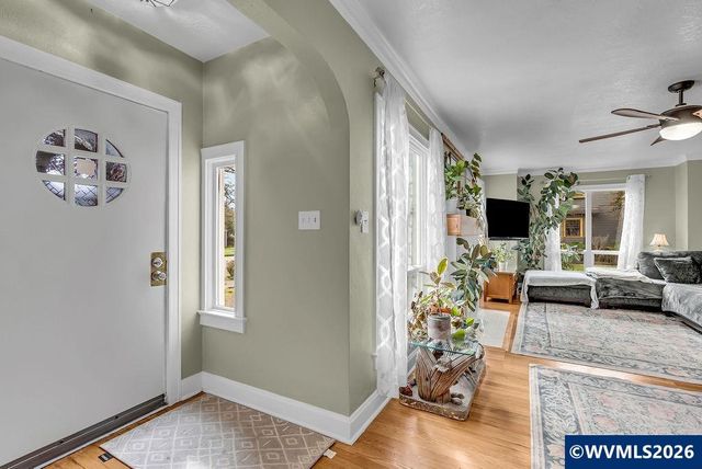 1115 Capitol St NE, Salem, OR 97301