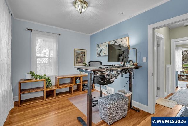 1115 Capitol St NE, Salem, OR 97301