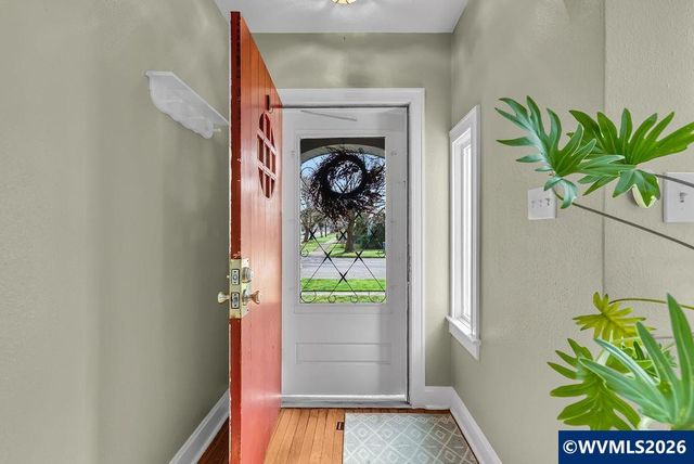 1115 Capitol St NE, Salem, OR 97301