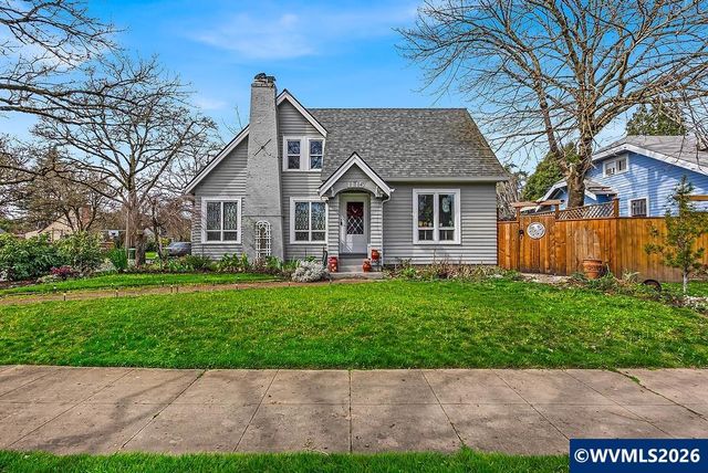 1115 Capitol St NE, Salem, OR 97301