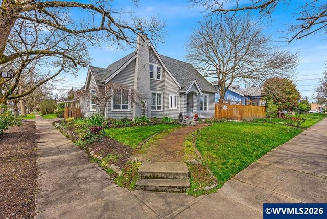 1115 Capitol St NE, Salem, OR 97301