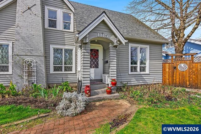 1115 Capitol St NE, Salem, OR 97301