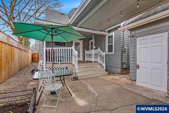 1115 Capitol St NE, Salem, OR 97301