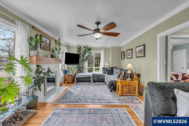 1115 Capitol St NE, Salem, OR 97301