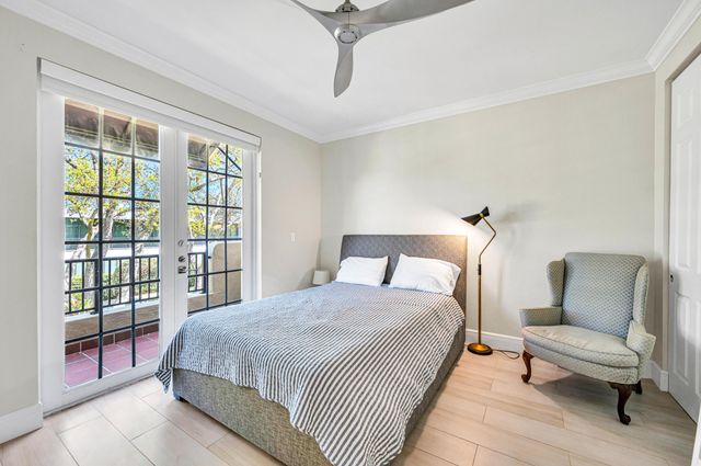 449 NE 16th Avenue, Fort Lauderdale, FL 33301