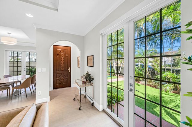 449 NE 16th Avenue, Fort Lauderdale, FL 33301