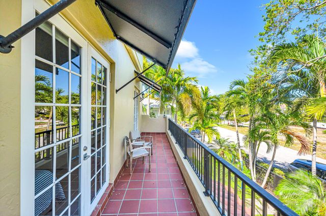 449 NE 16th Avenue, Fort Lauderdale, FL 33301