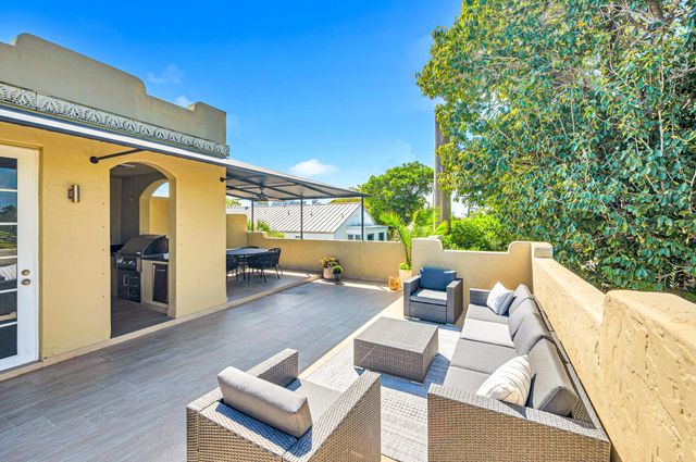 449 NE 16th Avenue, Fort Lauderdale, FL 33301