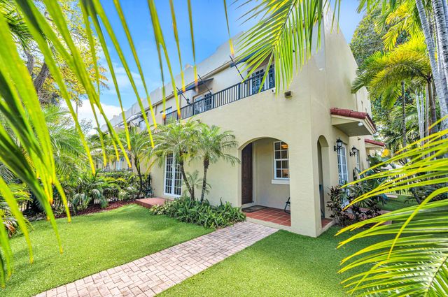 449 NE 16th Avenue, Fort Lauderdale, FL 33301