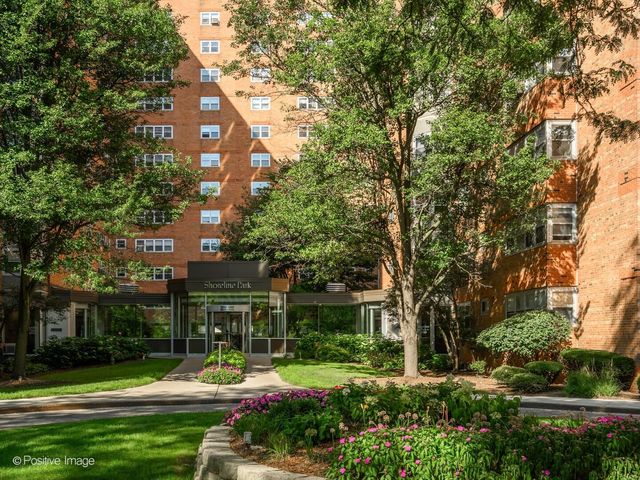4970 N Marine Drive 227, Chicago, IL 60640