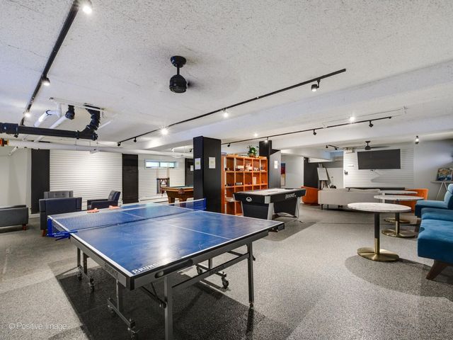 4970 N Marine Drive 227, Chicago, IL 60640