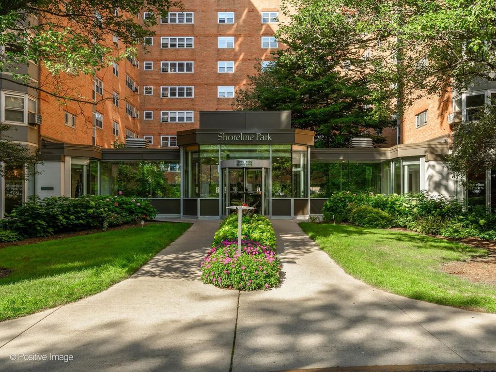 4970 N Marine Drive 227, Chicago, IL 60640