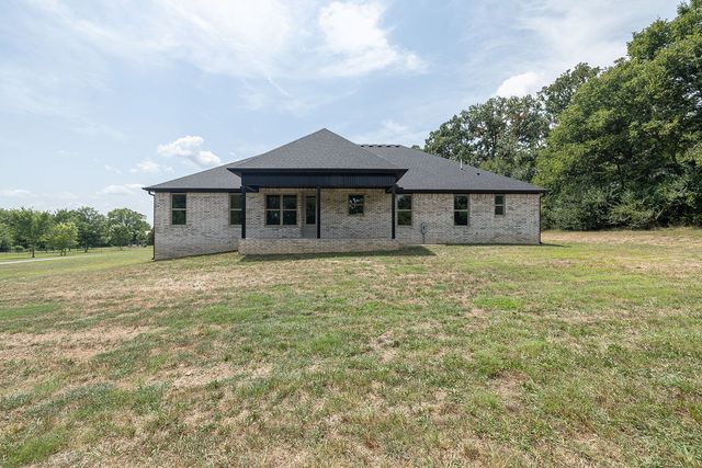 212 Oneal Lane, Elkins, AR 72727