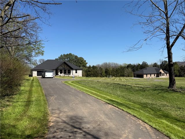 212 Oneal Lane, Elkins, AR 72727