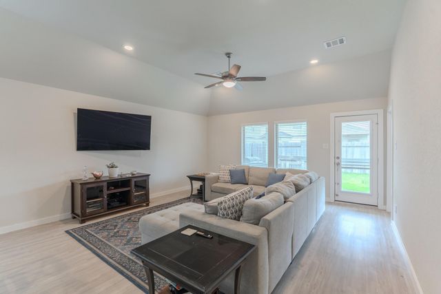 22035 Juniper Crossing Drive, New Caney, TX 77357