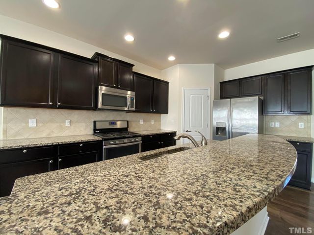 8016 Matinvesi Street, Raleigh, NC 27616
