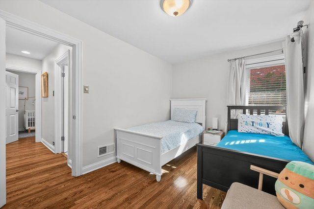 736 N Oak Street, Hinsdale, IL 60521