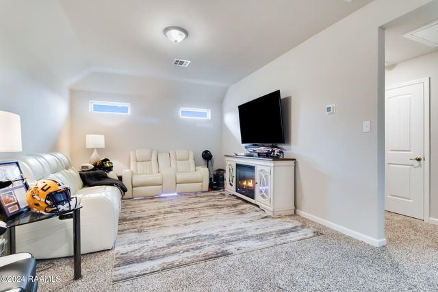 116 Augustin Drive, Maurice, LA 70555