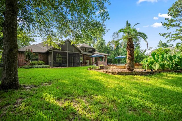 499 Royal Navigator Road, Montgomery, TX 77316