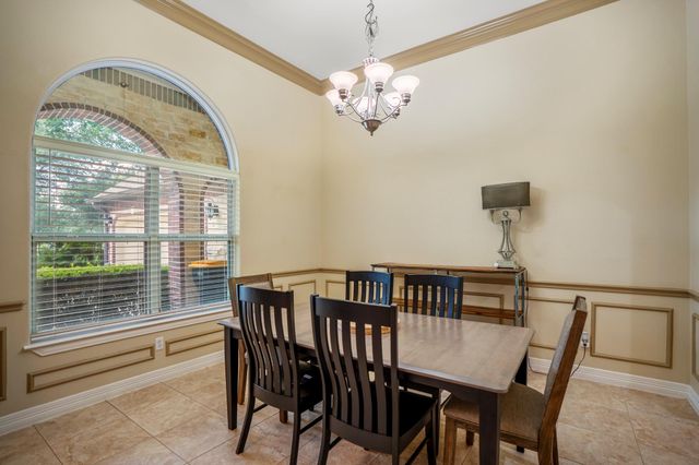 499 Royal Navigator Road, Montgomery, TX 77316