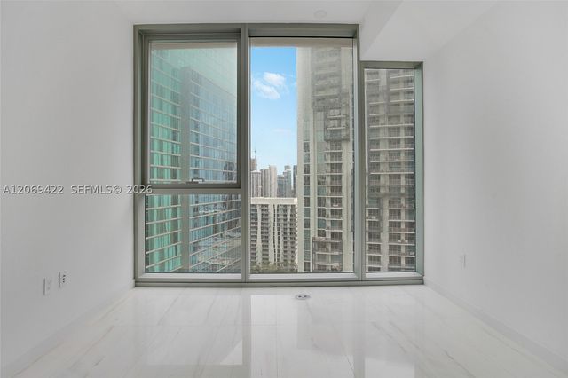 300 Biscayne Boulevard Way 3108, Miami, FL 33131