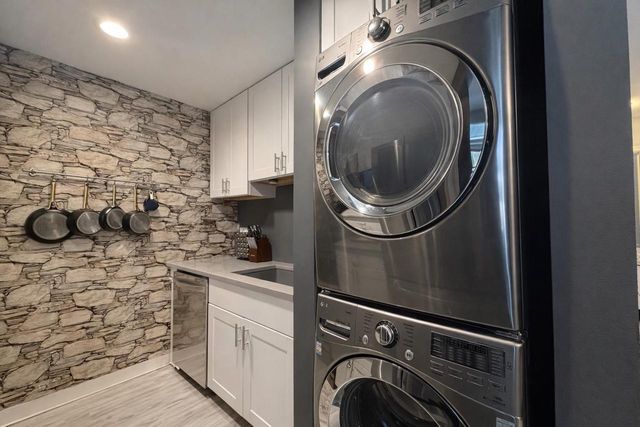 10 Cedar Trail, Wisconsin Dells, WI 53965