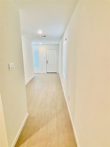 2126 Mosaic Valley Court, Angleton, TX 77515