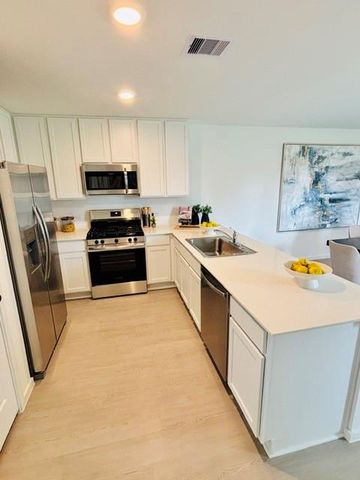 2126 Mosaic Valley Court, Angleton, TX 77515