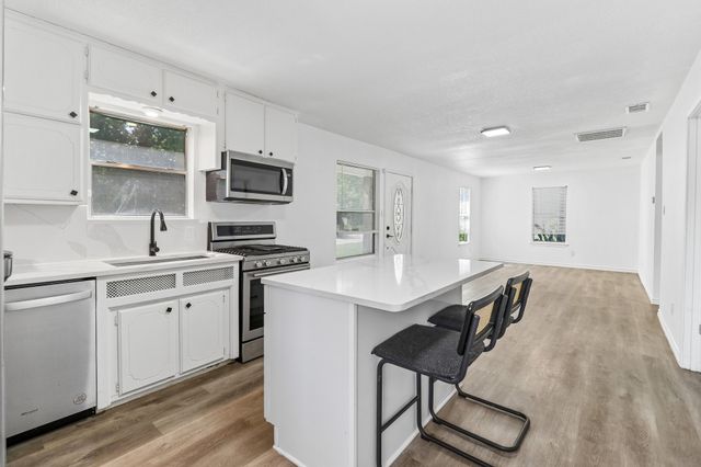 822 Mirike Drive, White Settlement, TX 76108