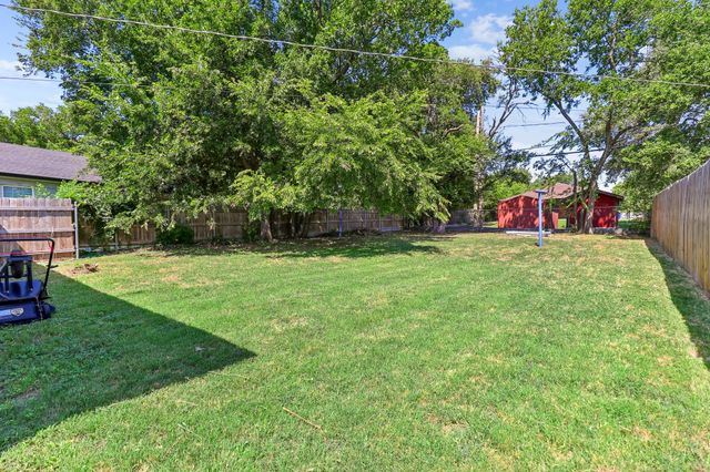 822 Mirike Drive, White Settlement, TX 76108