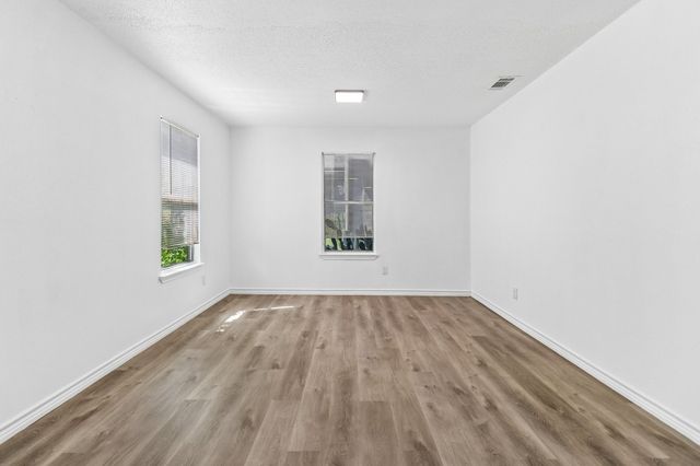 822 Mirike Drive, White Settlement, TX 76108