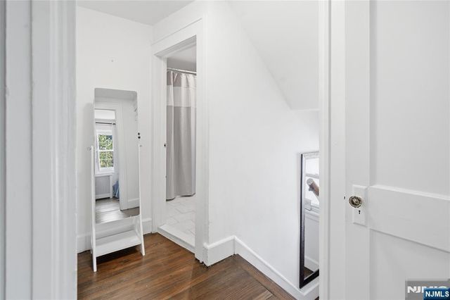611 Maple Avenue, Teaneck, NJ 07666