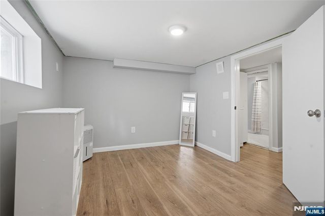 611 Maple Avenue, Teaneck, NJ 07666