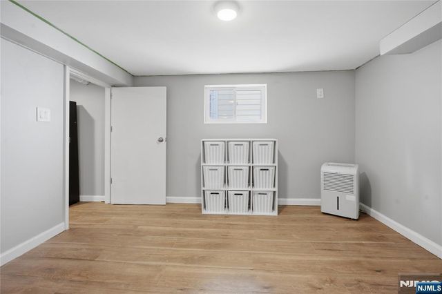 611 Maple Avenue, Teaneck, NJ 07666