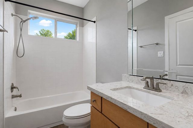 5409 Lindsay Lane, Houston, TX 77011