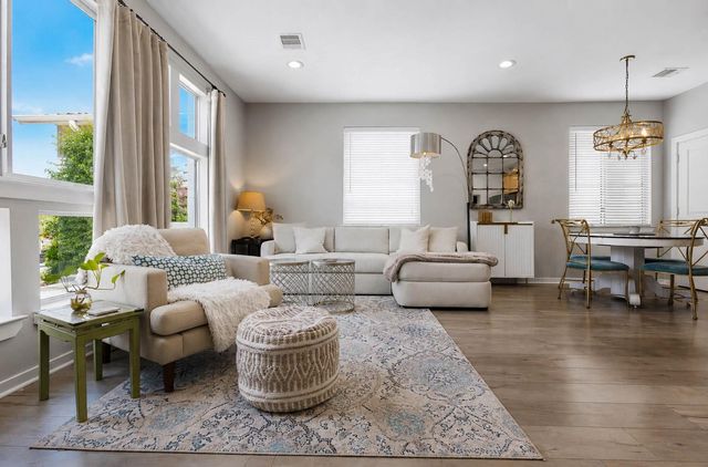 5409 Lindsay Lane, Houston, TX 77011
