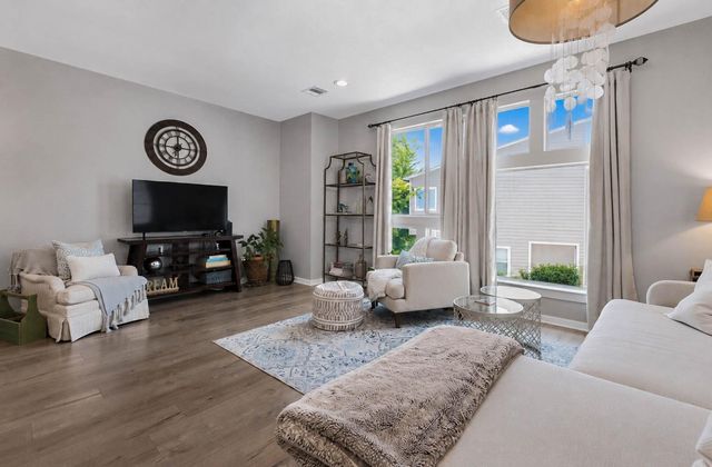 5409 Lindsay Lane, Houston, TX 77011