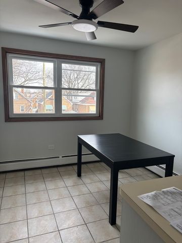 4801 S KOLIN Avenue 2, Chicago, IL 60632