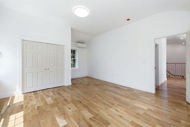 26 Parallel St, Salem, MA 01970