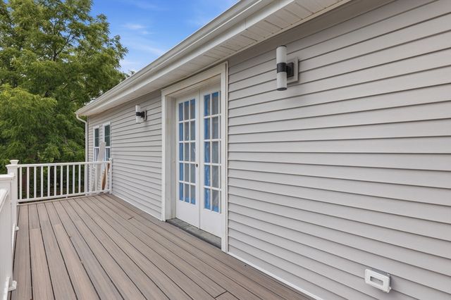 26 Parallel St, Salem, MA 01970