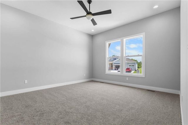 17162 S Laurelwood Street, Olathe, KS 66062