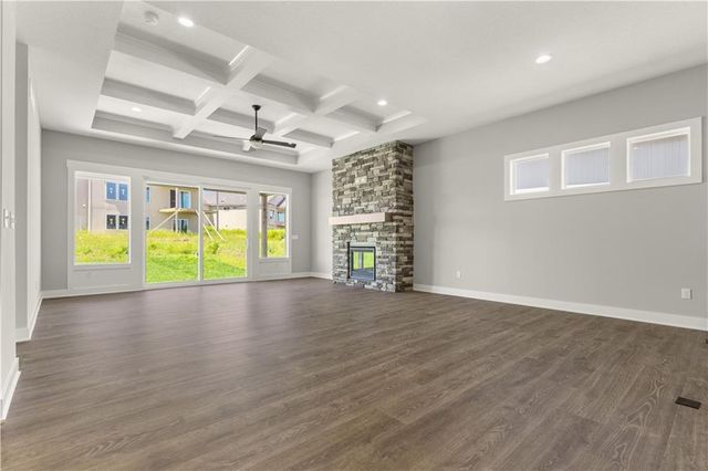 17162 S Laurelwood Street, Olathe, KS 66062